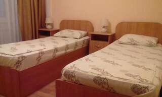 Гостиница Континент Лазаревское Стандартный двухместный номер с 1 кроватью или 2 отдельными кроватями-10